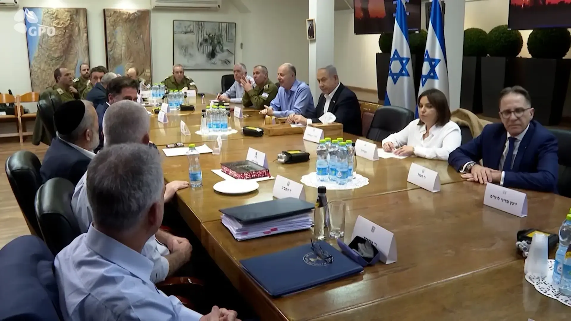 צו השעה: ממשלה מאוחדת כמו העם