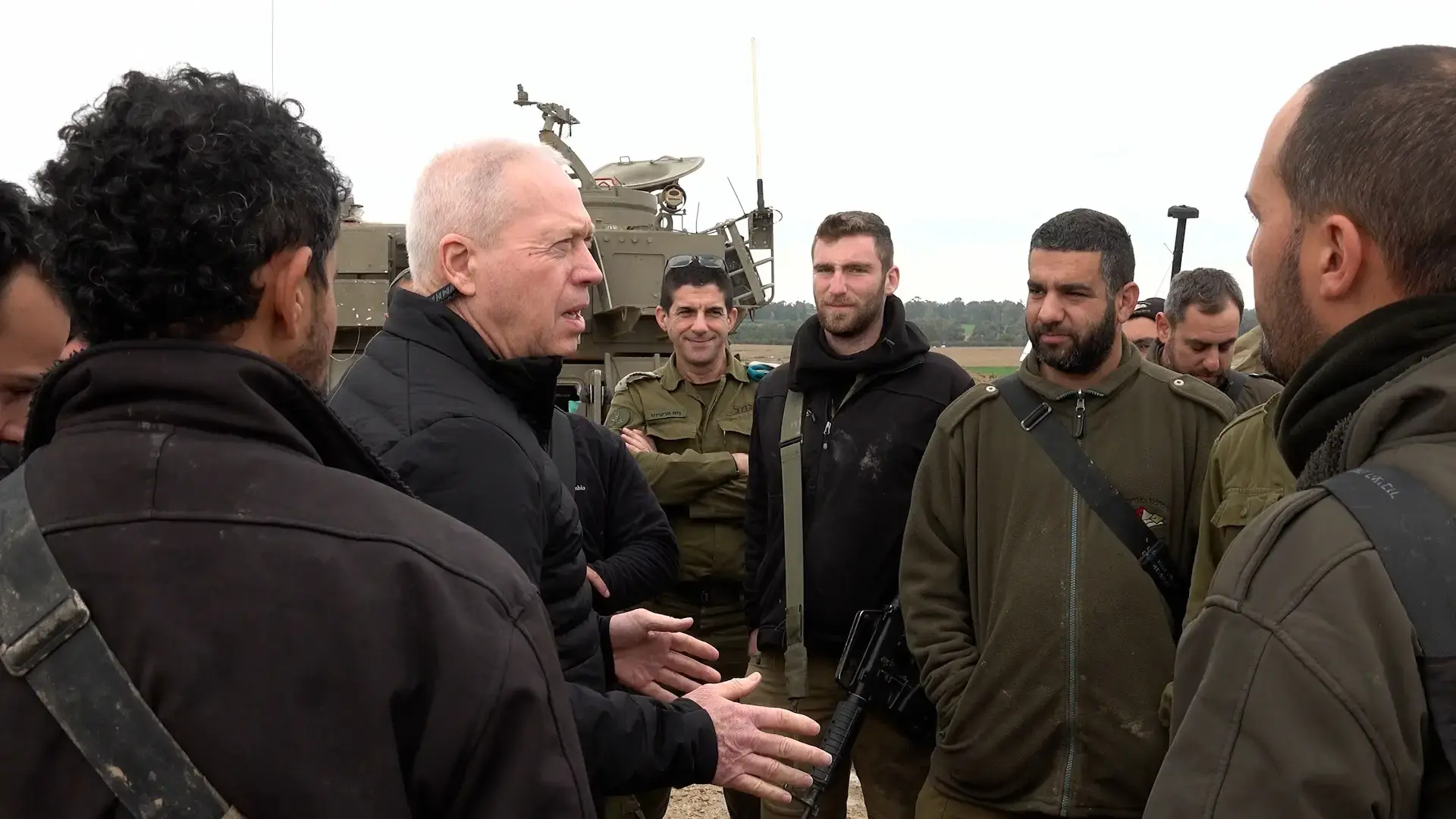 שחרור חטופינו מהווה חובה מוסרית עליונה - אך האם בכל מחיר?