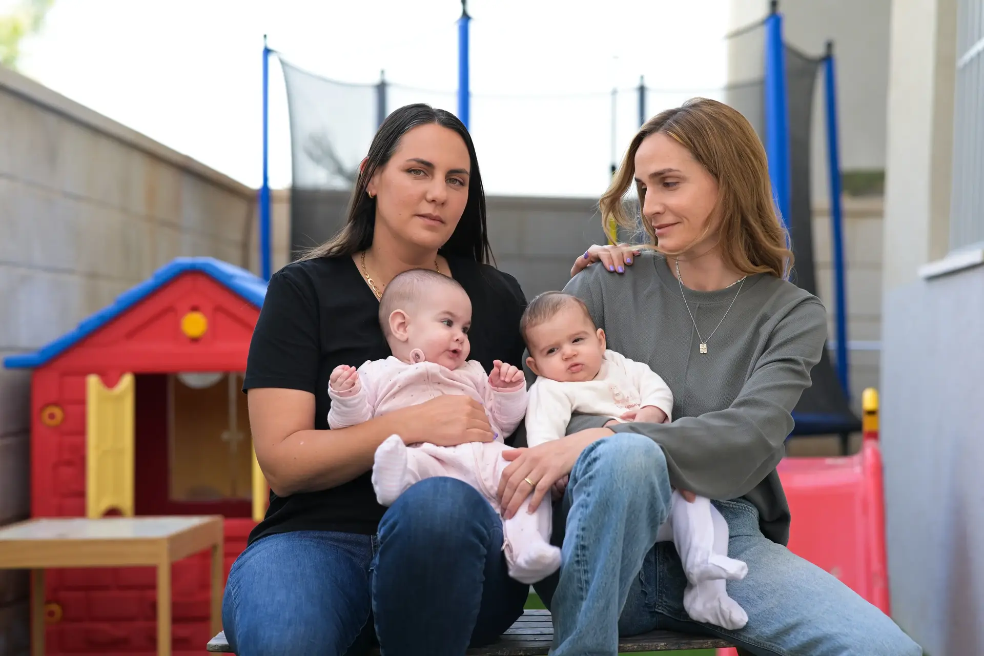 "בגיל 34 נולדתי מחדש": אביטל דקל חן על החיים עם שלוש בנות ובעל שחזר מהשבי