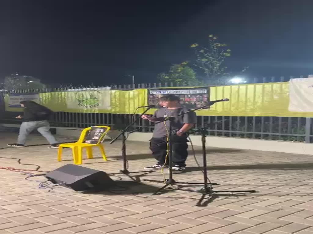 "הר הגעש עלול להתפרץ שוב": תושבי העוטף שמסרבים לחזור הביתה