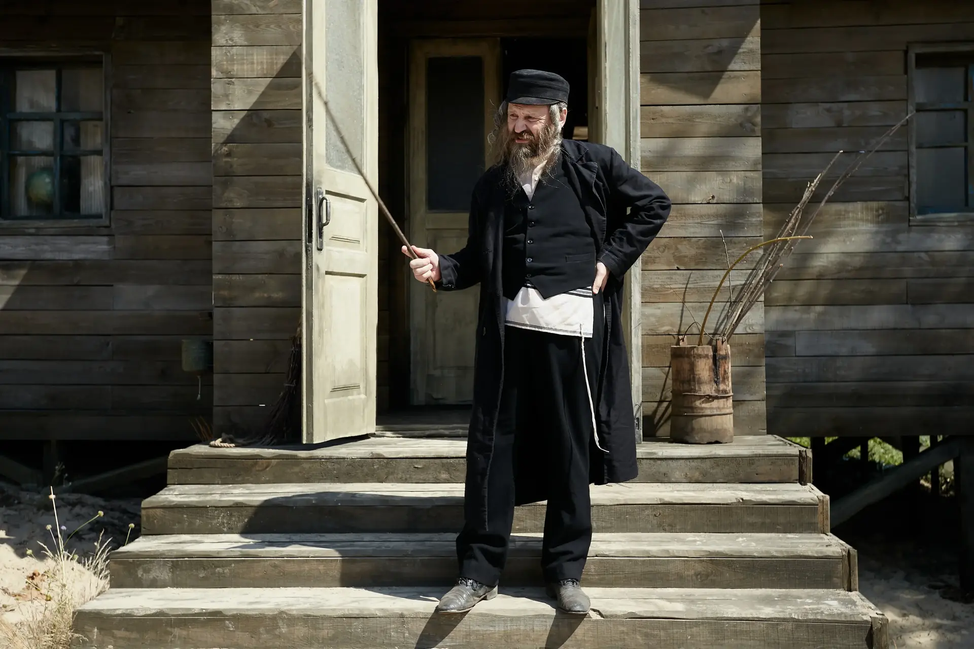 "שטטל": צלילה מרהיבה אל העבר היהודי, ולמסע הרצח שגדע אותו