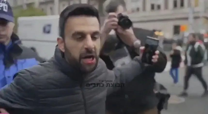 בחשד לתקיפה ואיומים על יוסף חדאד: מפגין בכיכר הבימה זומן לחקירה במשטרה