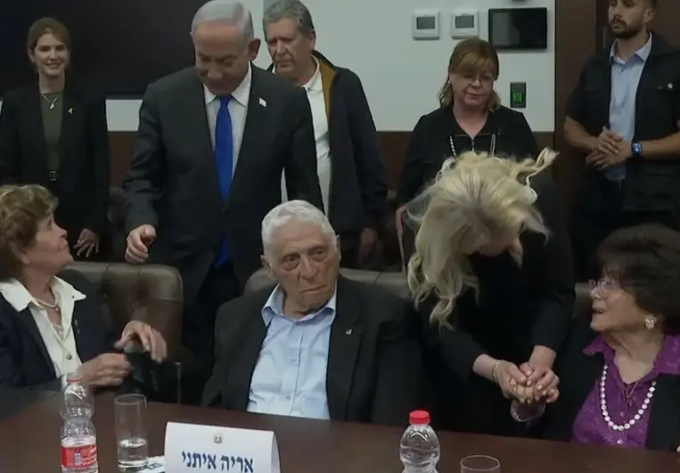 עמותות של שורדי שואה נגד חוק העמותות: "חקיקה נגד החלשים"