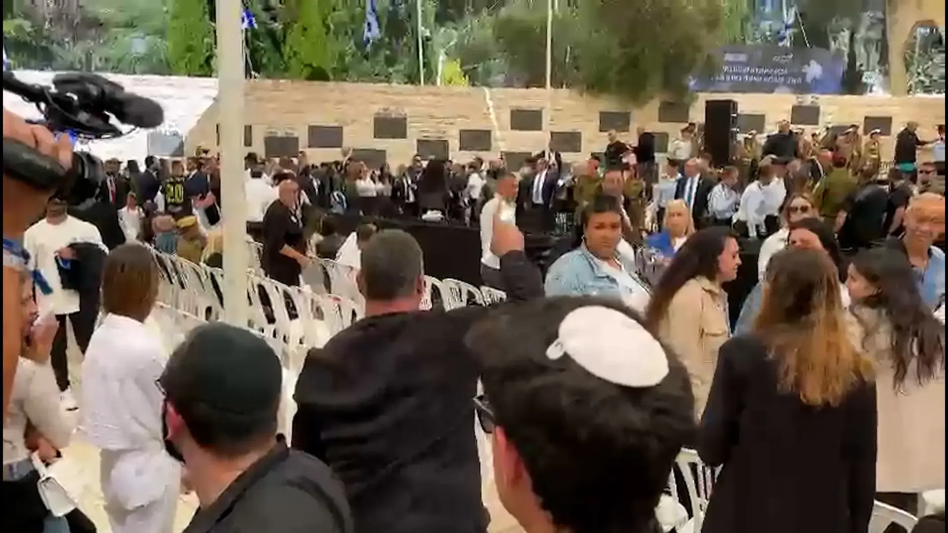 נתניהו צריך לחרוט במשרדו את דברי בגין - ולהתפטר מתפקידו