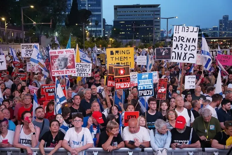 האנשים שיפילו את נתניהו, למרות שהשמאל עושה הכל כדי לשמר את שלטונו