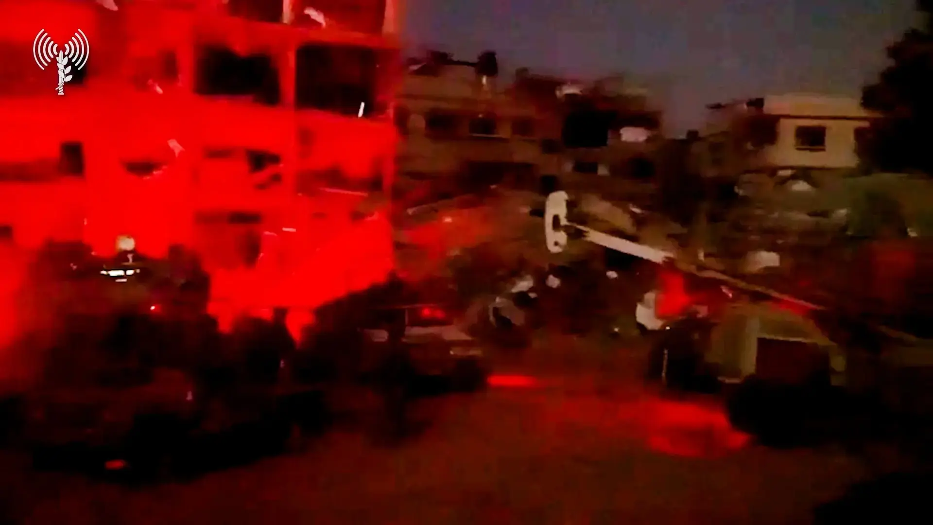 בשדה הקרב אנחנו כמו כולם. בחיים האמיתיים אנחנו שווים פחות