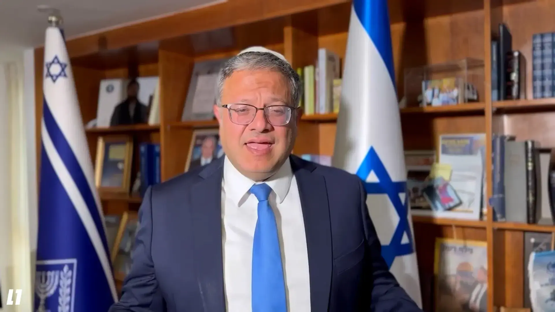 להציל את נתניהו מעצמו: אלוף העולם במשיכות זמן עלול להמיט אסון על כולנו
