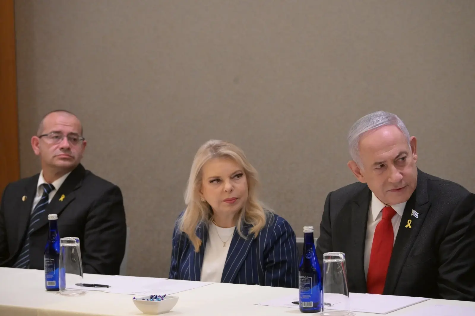 הפסיכולוגית ובעלה ראש הממשלה מיקמו את עצמם בניגוד עניינים עם טובת החטופים, נתראה בבג"ץ
