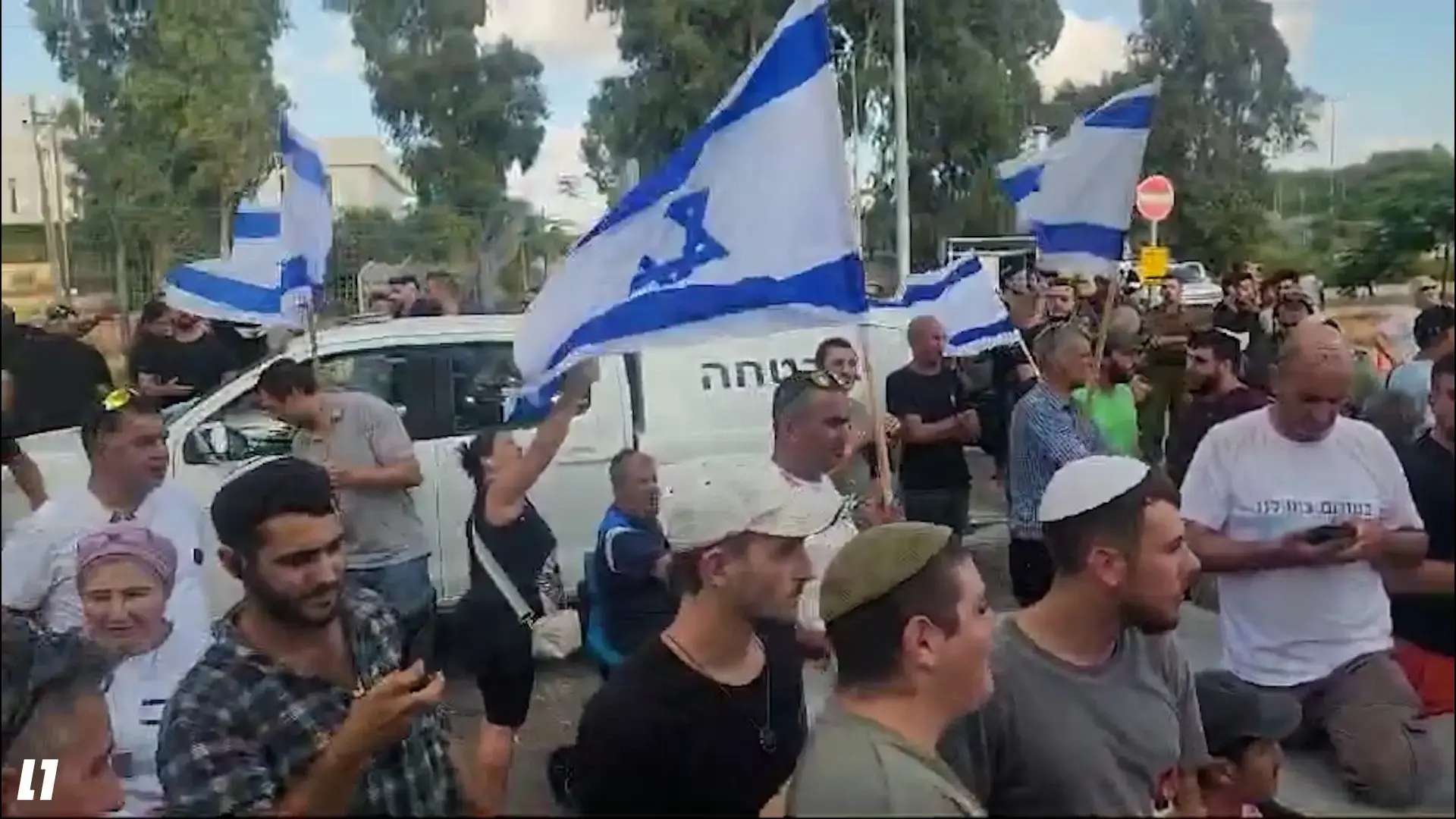 אכן צריך לחקור את החשודים בהתעללות במחבל. אבל לא זו הדרך