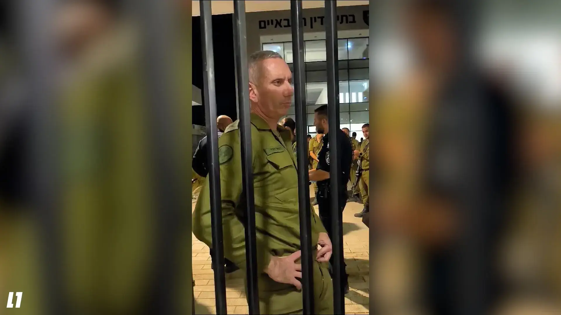 צבי סוכות פרץ לבסיס צה"ל ואז הוזמן לערוץ 12. העיקר שאחר כך הערוץ יביע זעזוע
