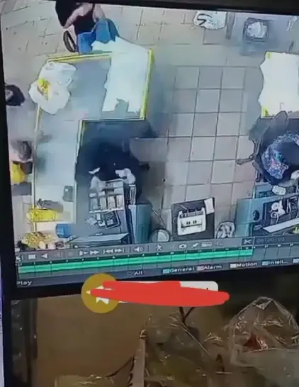 אין בטלוויזיה דבר רדוד יותר מהממלכה האינפנטילית של אברי גלעד. הבדיחה על חשבוננו
