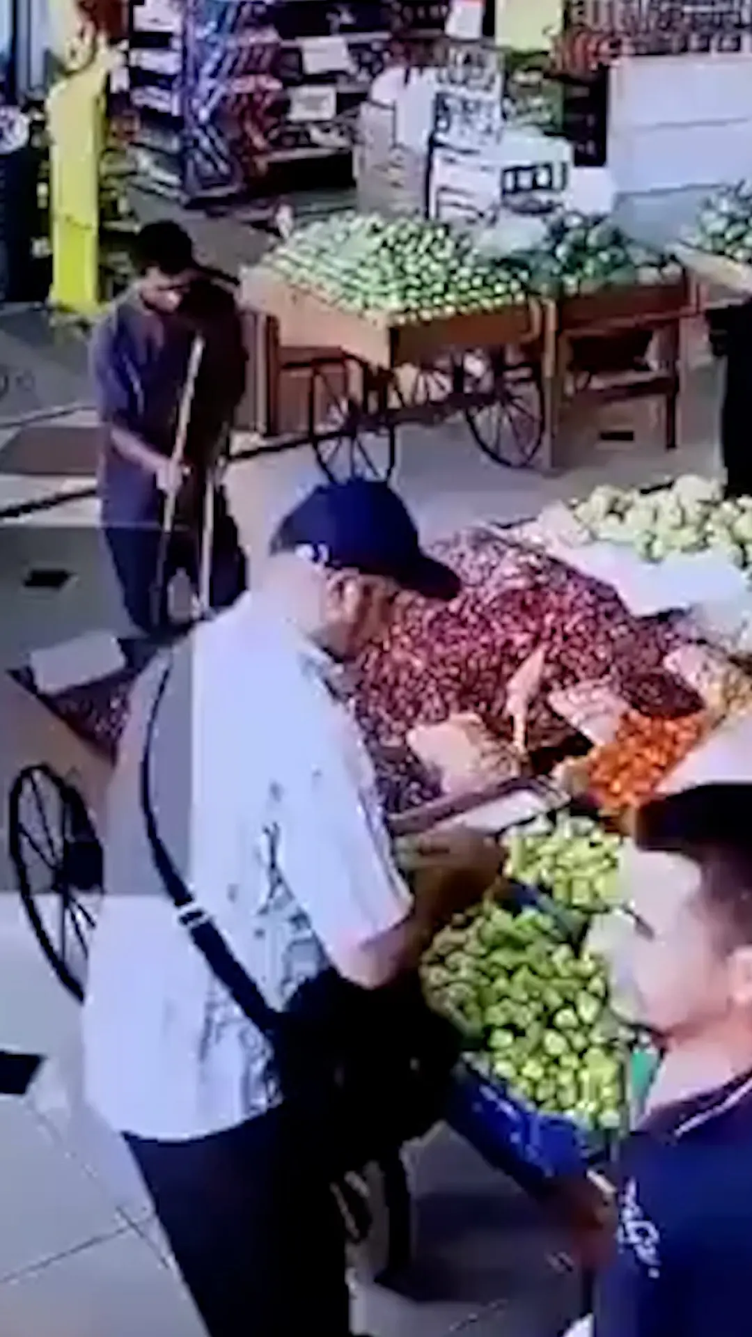 המלך של אמצעי התקשורת: זכרונות של כתב מימי הביפר