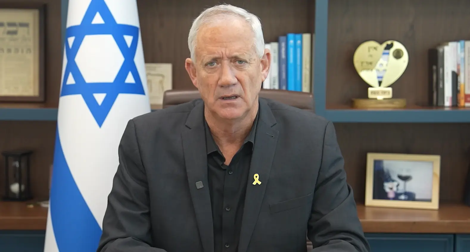 זה היה יכול להיות ריאיון מעולה של גנץ, רק שבסופו הוא עשה טעות מול יונית לוי