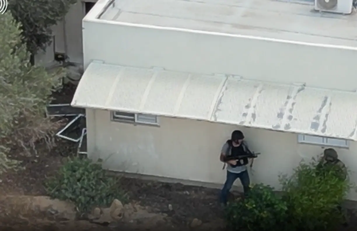 נלחם בעוטף עזה, חילץ אזרחים ונהרג: אמבולנס חירום לזכר נצ"מ איציק בזוקושווילי