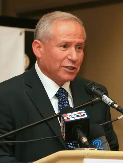 דיכטר: "הציבור אדיש למתקפות מעזה"