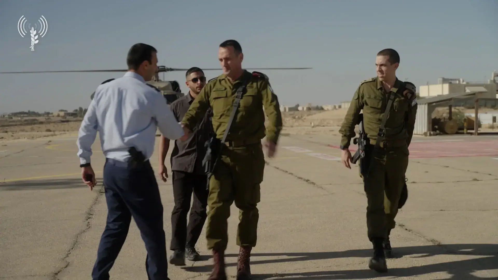 ההיסטוריה האלטרנטיבית: ממשלת ישראל מתכנסת, חושבת אסטרטגיה ולא נקמה
