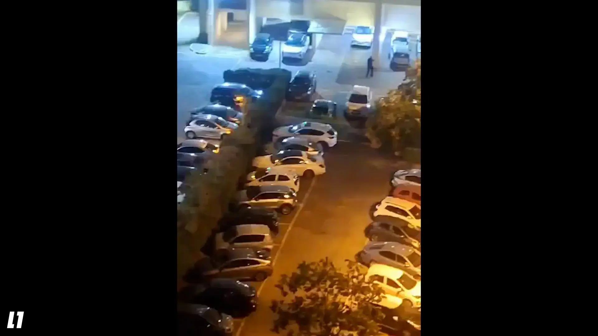 חריג: מזוודה ובה ציוד האזנה צבאי נמצאה קבורה בשטח פתוח בגני תקווה
