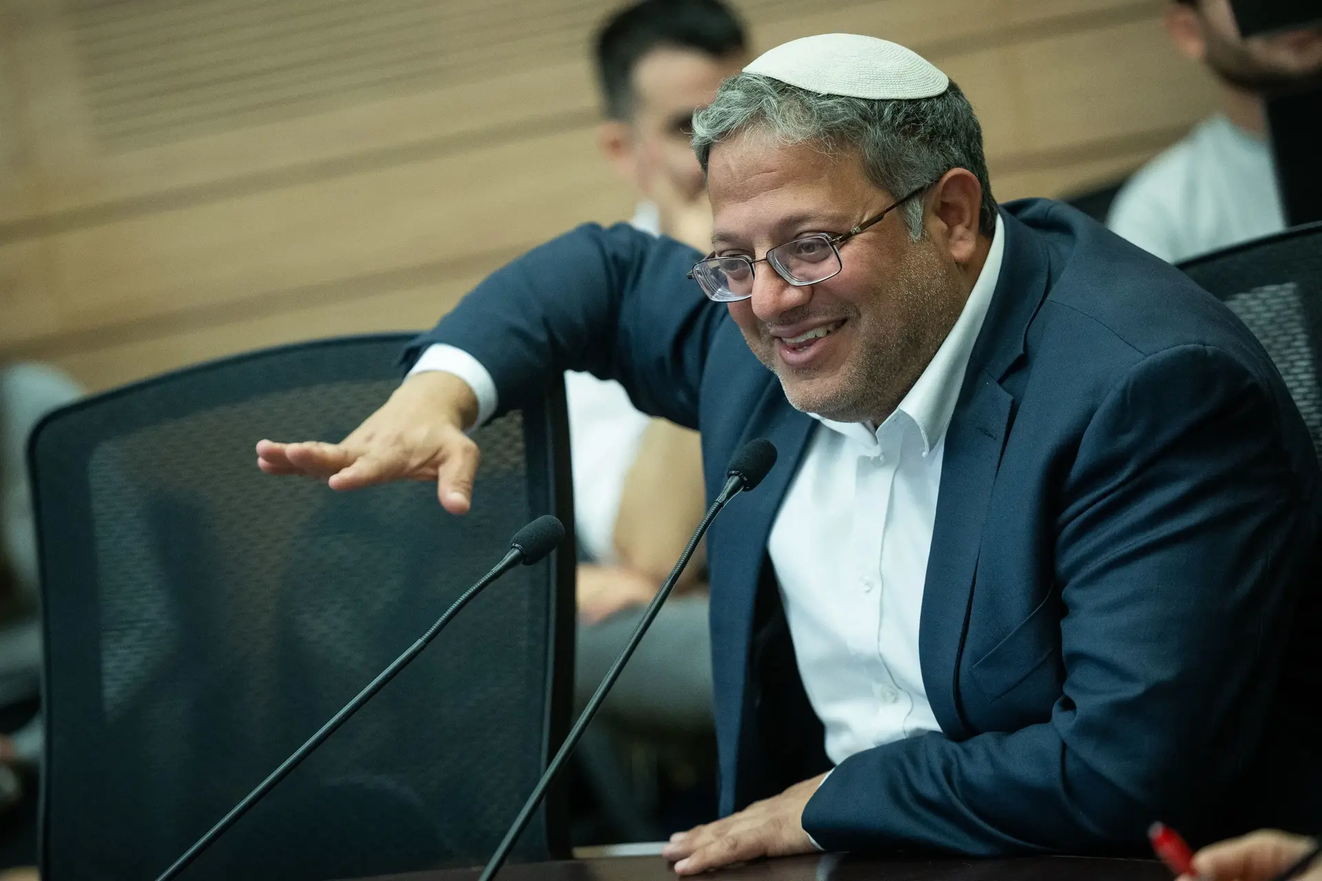 האיש החזק של השבוע: מה מסתתר מאחורי המילים "משטרת ישראל"?