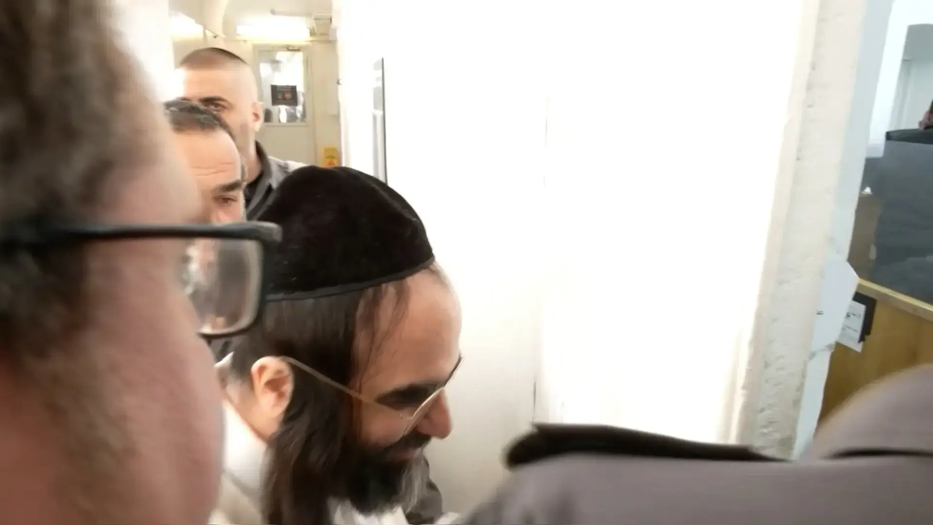 חשד לפגיעה סדרתית בקטינים: כתב אישום הוגש כנגד מורה בחשד לעבירות מין