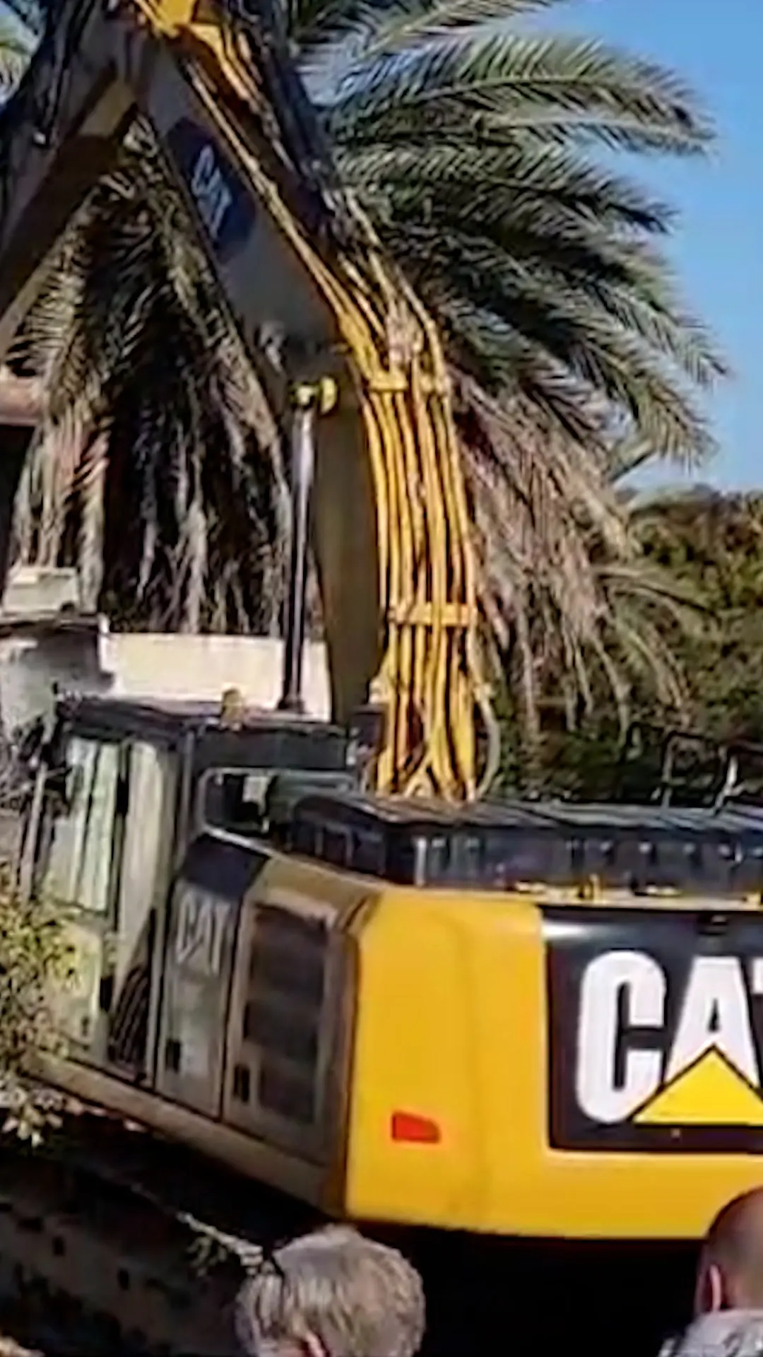 "אין זכות להרוס מקום כזה": הוויכוח על עתיד שכונת הדור הצעיר בכפר עזה