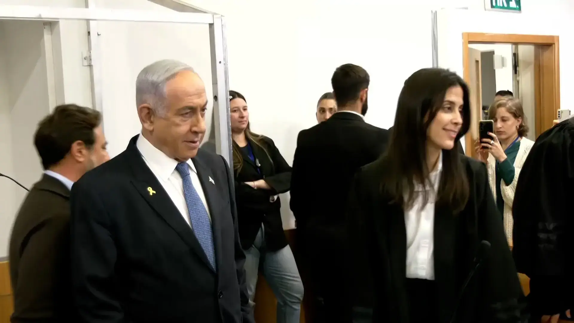 בארה"ב זה לקח 24 ימים, בדרום קוריאה שש שעות, ואצלנו?