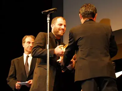 ביקור התזמורת עשירים