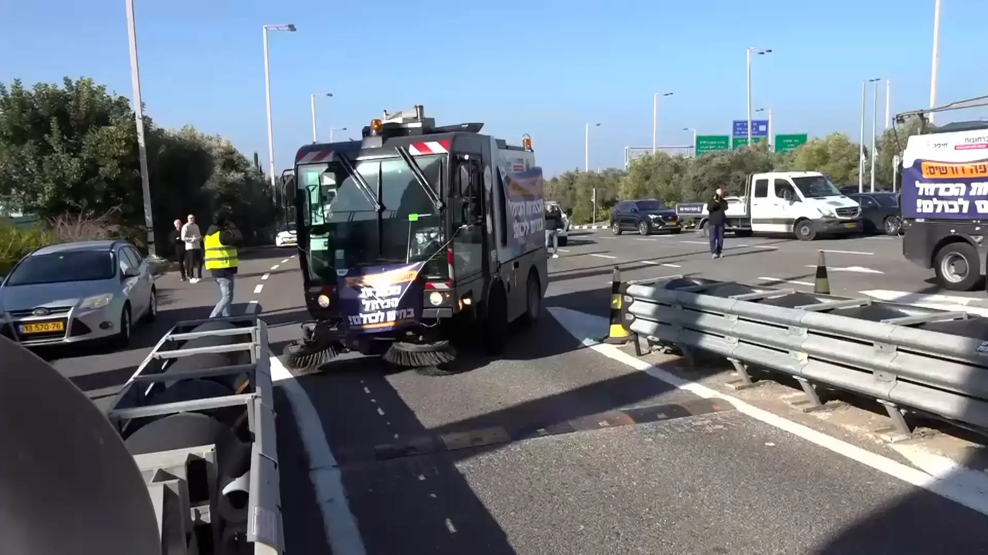 המאבק לביטול אגרת הנסיעה: עיריית חיפה חוסמת את מנהרות הכרמל