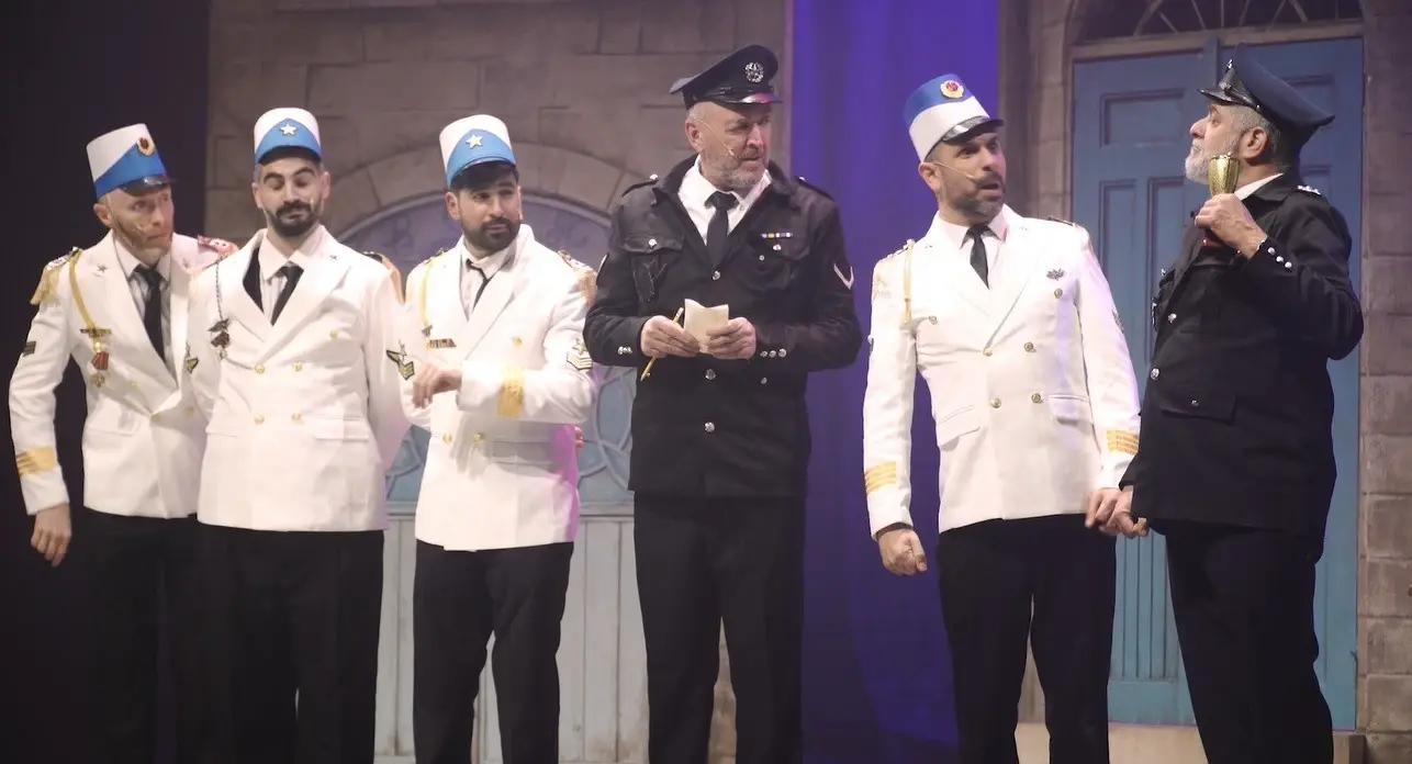 במלאת 100 להולדת קישון: ההצגה "השוטר אזולאי" עולה בתיאטרון העברי