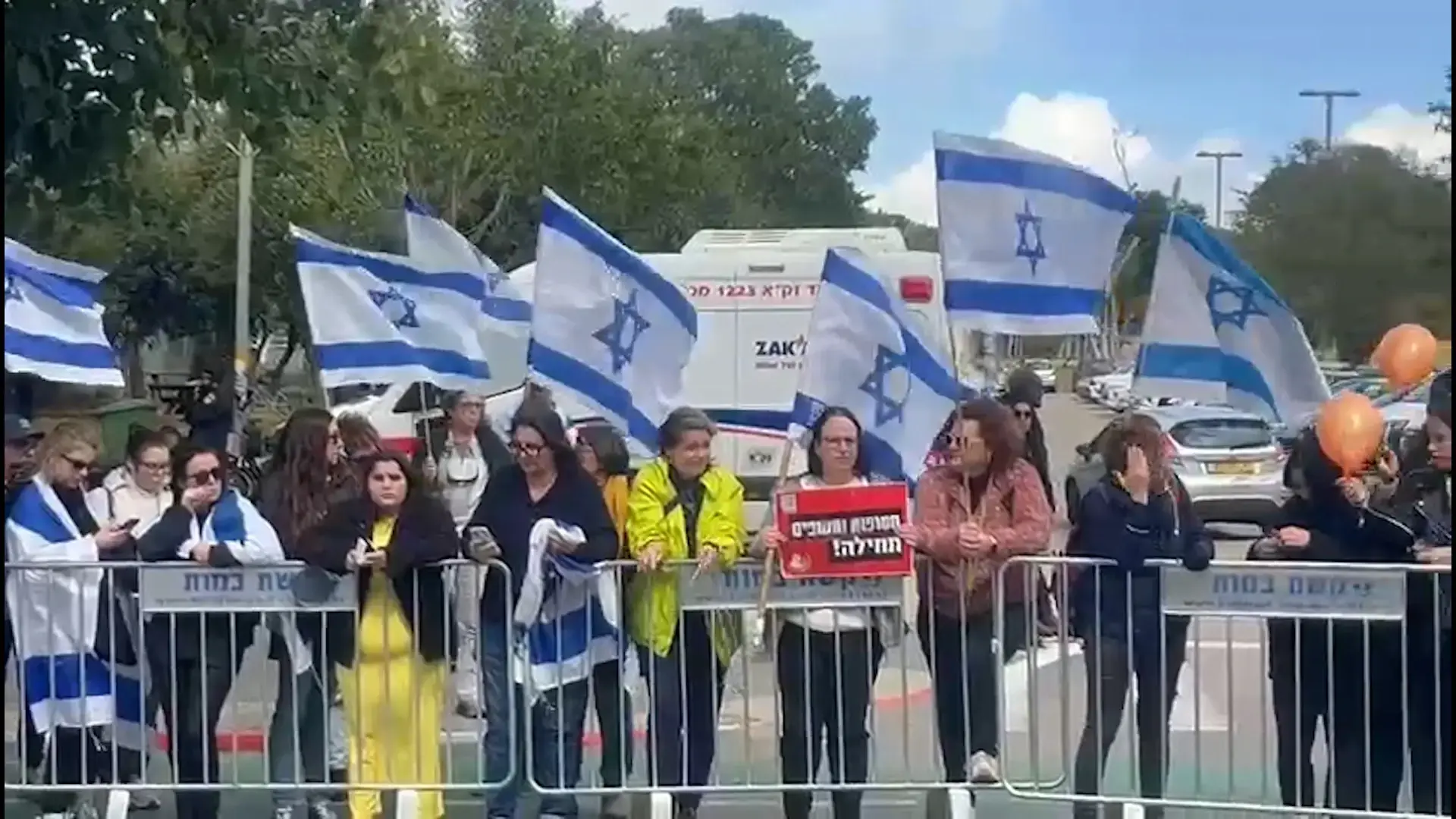 ברגע של כנות, ירון אברהם הודה בכישלון הגדול של הטלוויזיה ביום הנורא הזה