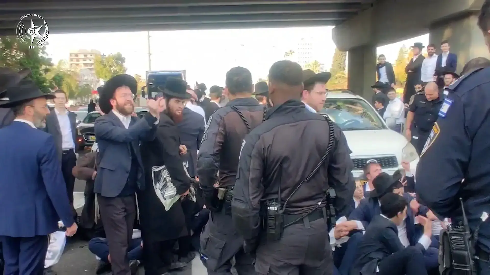 הדרך הקצרה ביותר לגיוס חרדים: התחשבות בצורכיהם ובאורחות חייהם