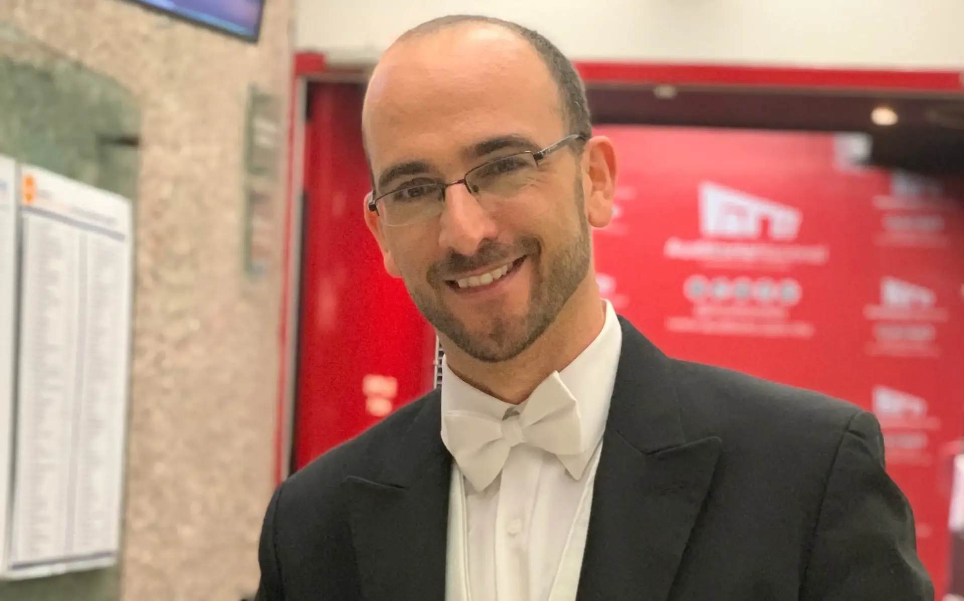 הסיפור המדהים על המוזיקאי הישראלי שחטף דום לב על הבמה וניצל בנס