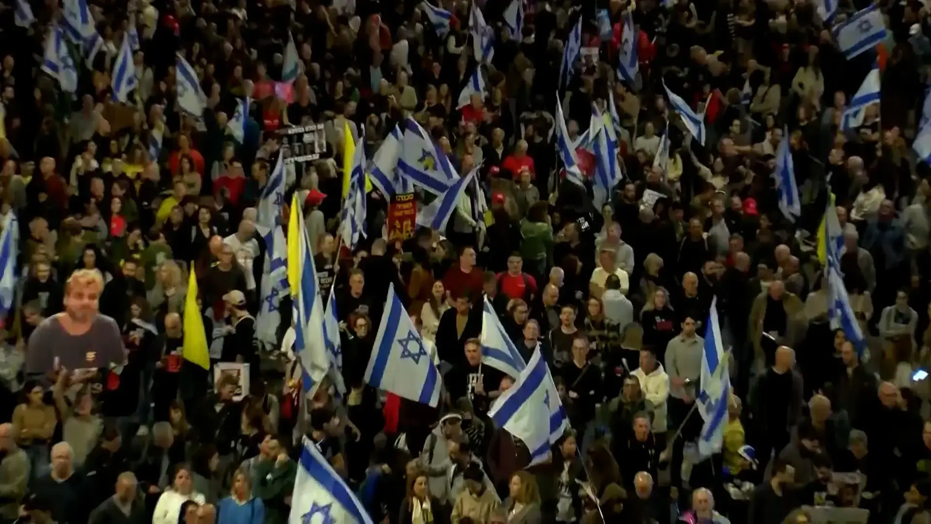 המשטרה מפנה את המפגינים ממצודת זאב לאחר כ-3 שעות: "לפחות 57 עצורים"