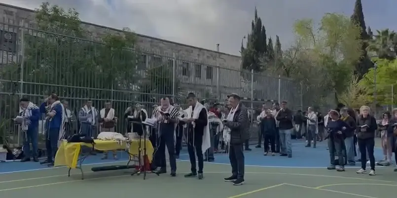 משפחות חטופים לדרמר: "אין התקדמות באופק. החיים בסכנת חיים, והחללים בסכנת היעלמות"