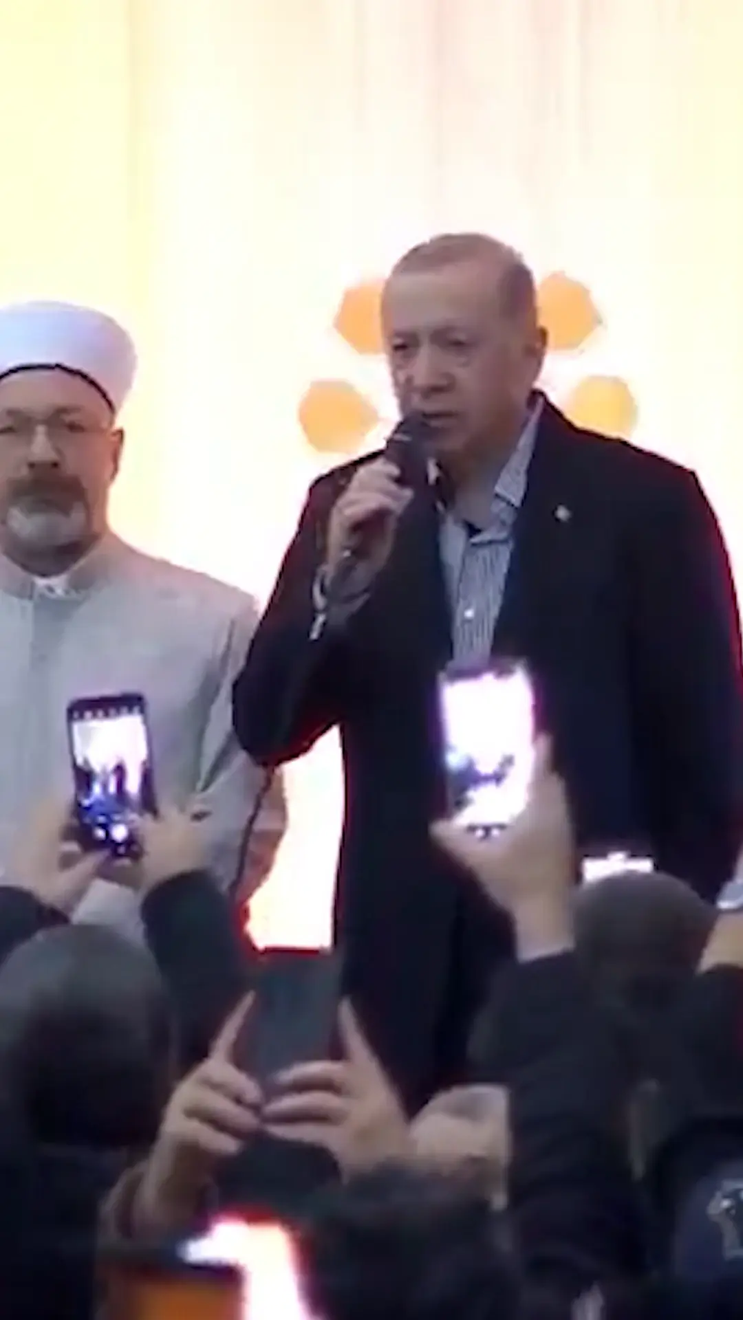 עדכן את ביבי?: טראמפ הודיע כי ימכור מנועי מטוסים לטורקיה