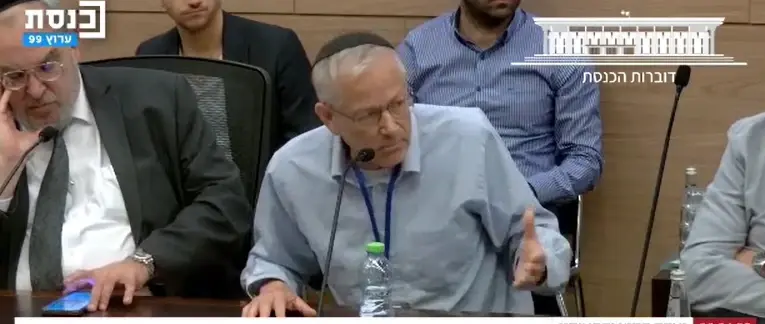 צה"ל בוועדת חוץ וביטחון: עשרות אלפי צווי גיוס נשלחו, רק 205 חרדים התגייסו