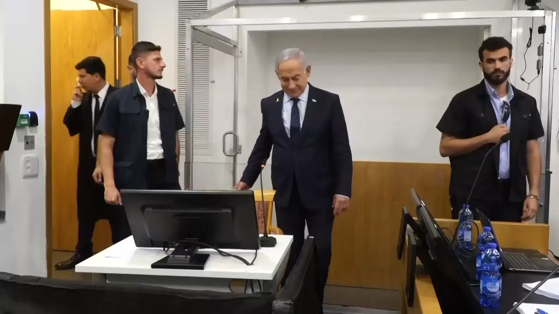 59 משפחות ערות כבר 551 ימים, אבל נתניהו חזר עייף מארה"ב | עוד יום בישראל