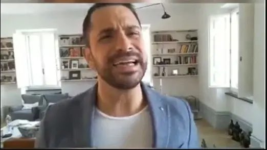 "חשד נוסף, לא פחות חמור": התפתחות בחקירת הסטנדאפיסט החשוד ביבוא סם אונס