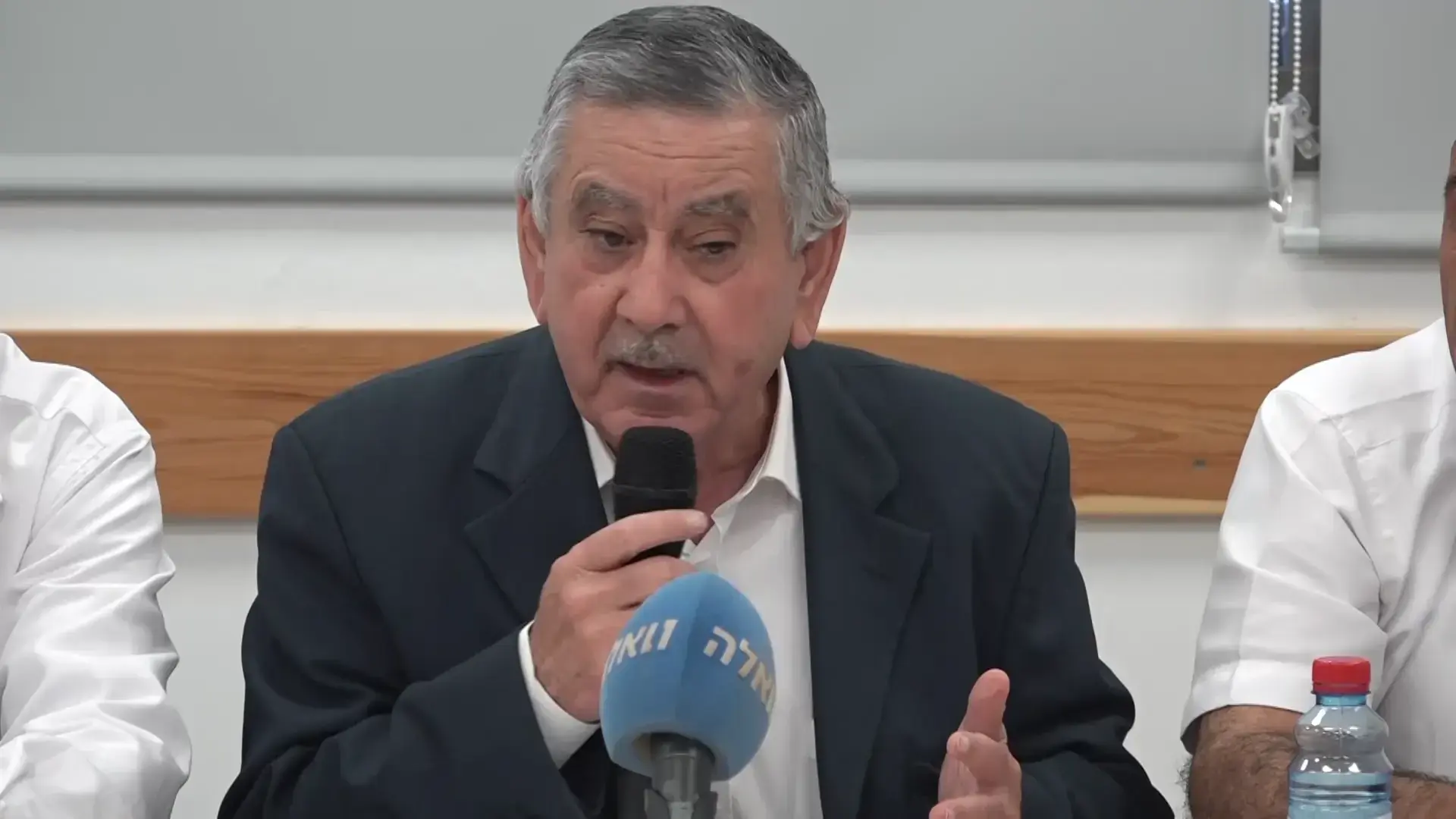 ראש עיריית רהט אמר: אזרוק עגבניות, בן גביר לא נותר חייב | קרב ההודעות