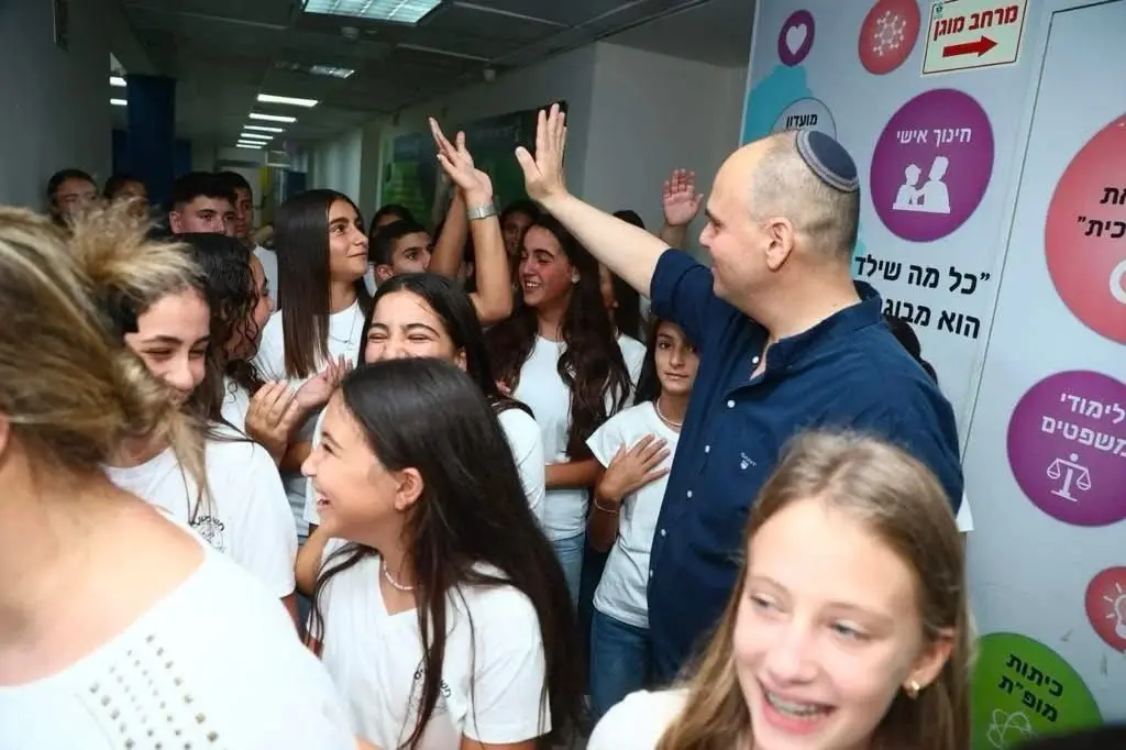 בת-ים חוגגת הישג היסטורי: זכתה בפרס החינוך הארצי לשנת תשפ"ה