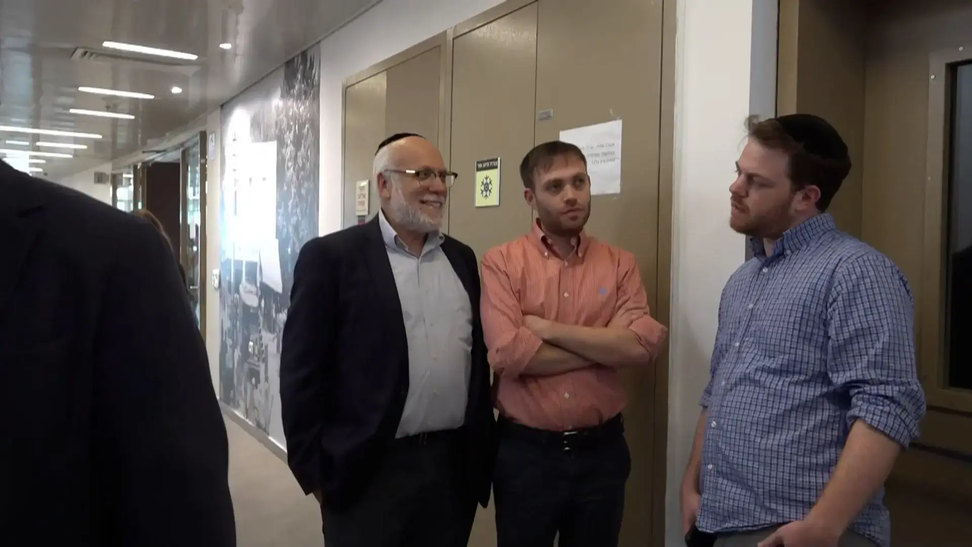 חקירת פרשת המסמכים המסווגים: ברוורמן הורחק מלשכת רה"מ ונאסרה עליו יציאה מהארץ