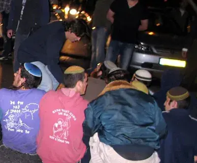 שוחרר ממעצר פעיל ימין שהחזיק חולצות כ"ך