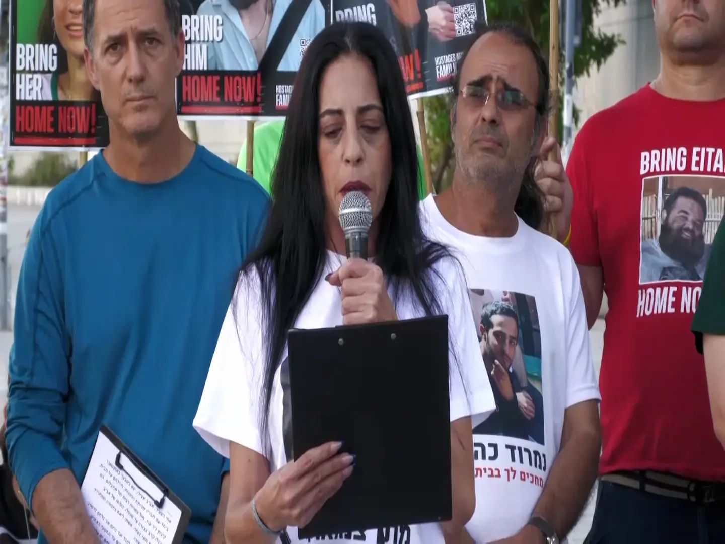 משפחות חטופים מתחננות שלא לכבוש את העיר עזה: "למה לסכן את ילדינו?"