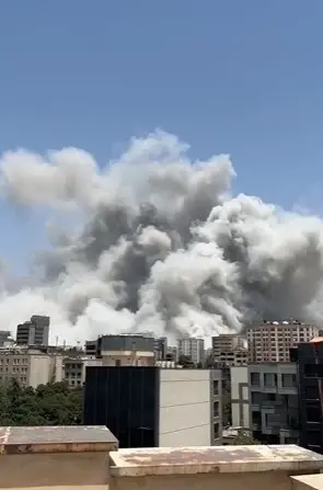 בכירים אמריקנים: טראמפ עודכן באפשרויות הצבאיות מול איראן, שר החוץ העומני בדרכו לוושינגטון