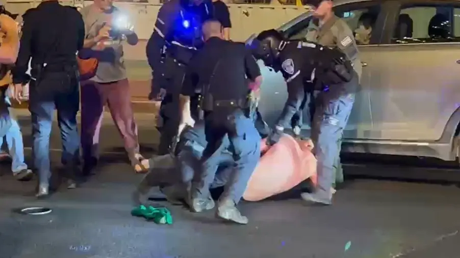אלימות ומעצרים בהפגנות נגד הממשלה; המשטרה הכריזה על "הפגנה בלתי חוקית" | תיעוד
