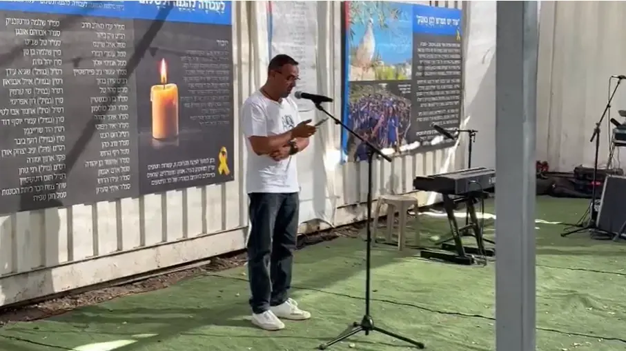"זר לנופל": מאות אלפי זרי פרחים יונחו בבתי העלמין ביום הזיכרון