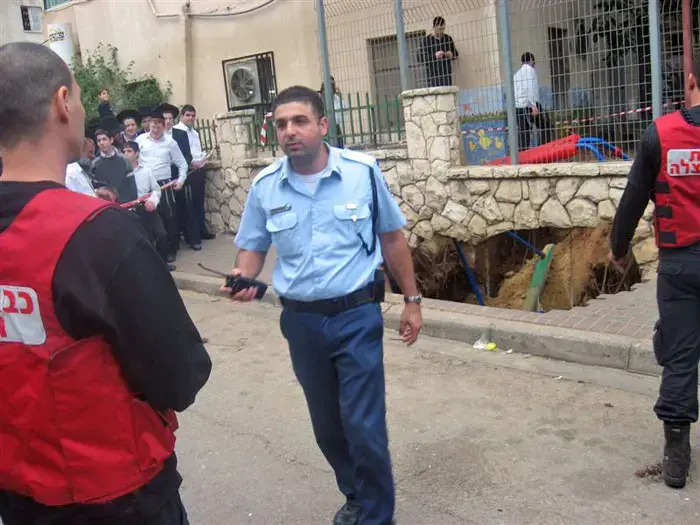 האדמה פערה את פיה בבני ברק