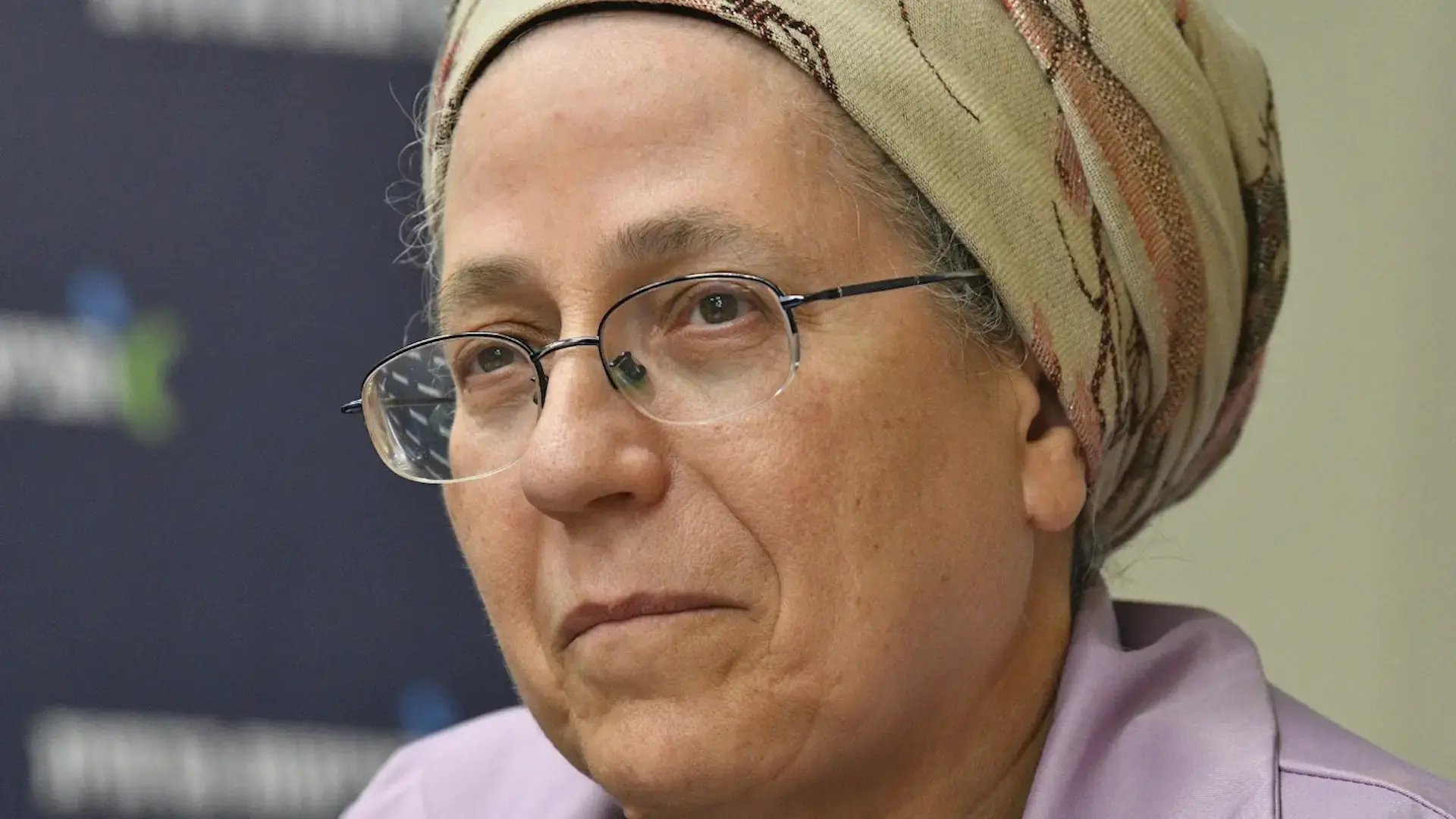 סטרוק משיבה לביקורת: "זכיתי להתחתן עם אלג'יראי - אני גם וגם"