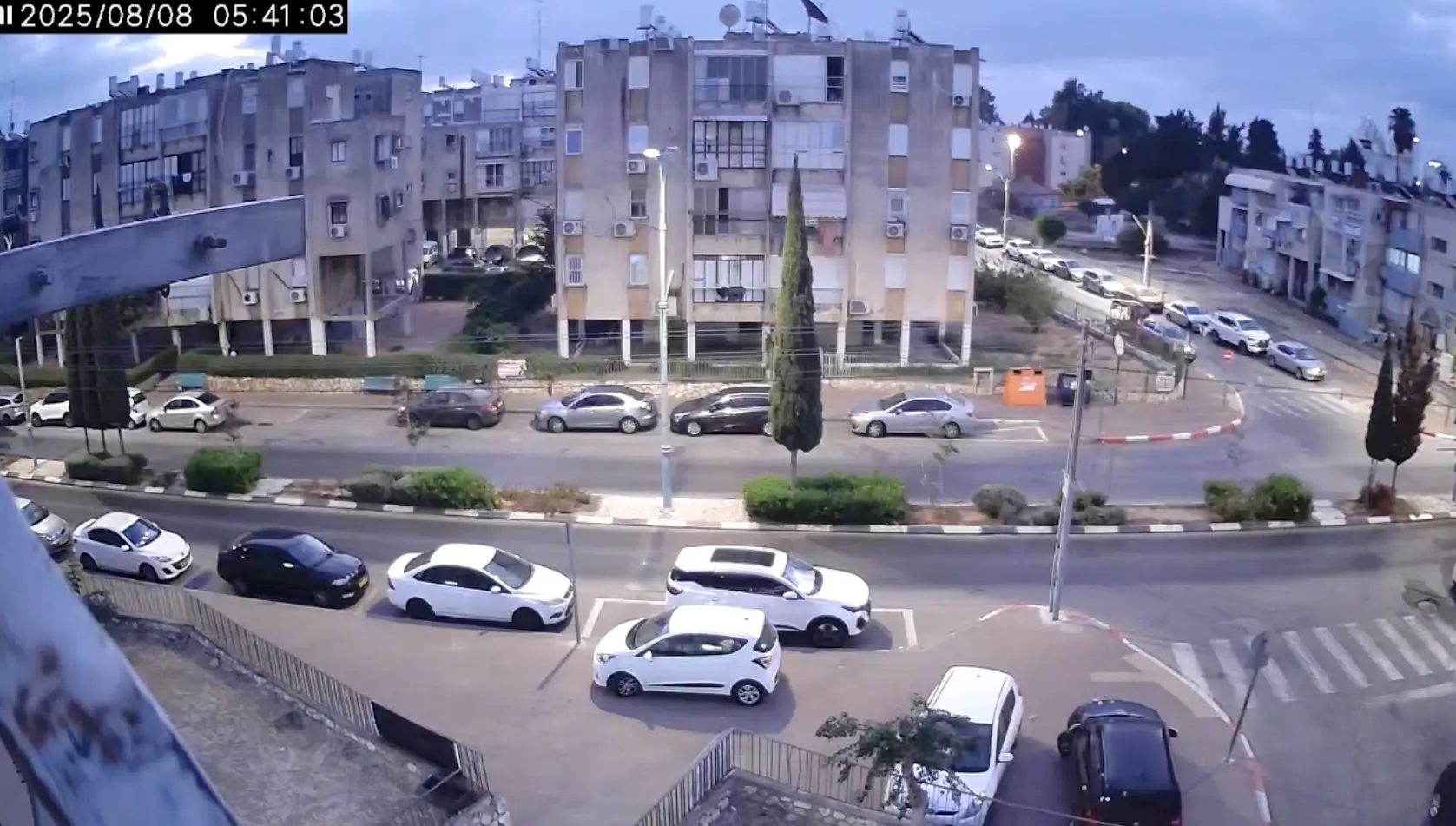 בן 14 חושמל בשוקר, "פיצצו" בן 9: התופעה שמסעירה הורים במרכז הארץ