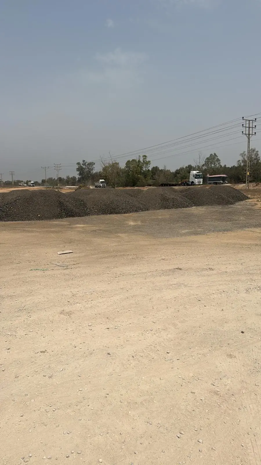 "החמאס לא ינצח אותנו": שכונה חדשה מוקמת בקיבוץ נחל עוז