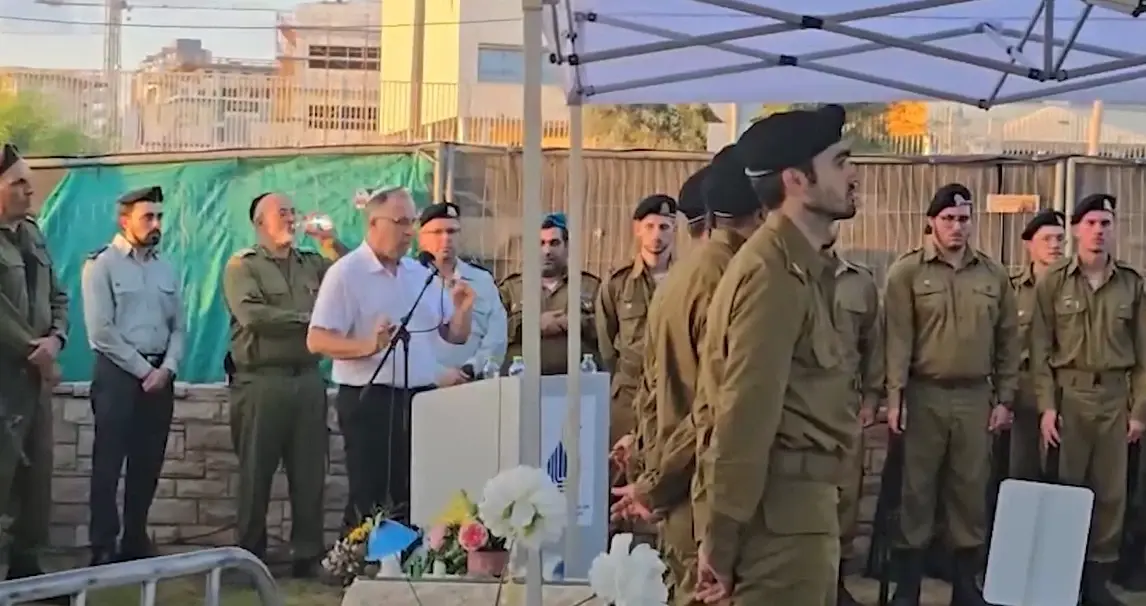 "איך יכול להיות שהטובים הם אלה שהולכים?": אלפים ליוו את רס"ל אריאל לובלינר בדרכו האחרונה